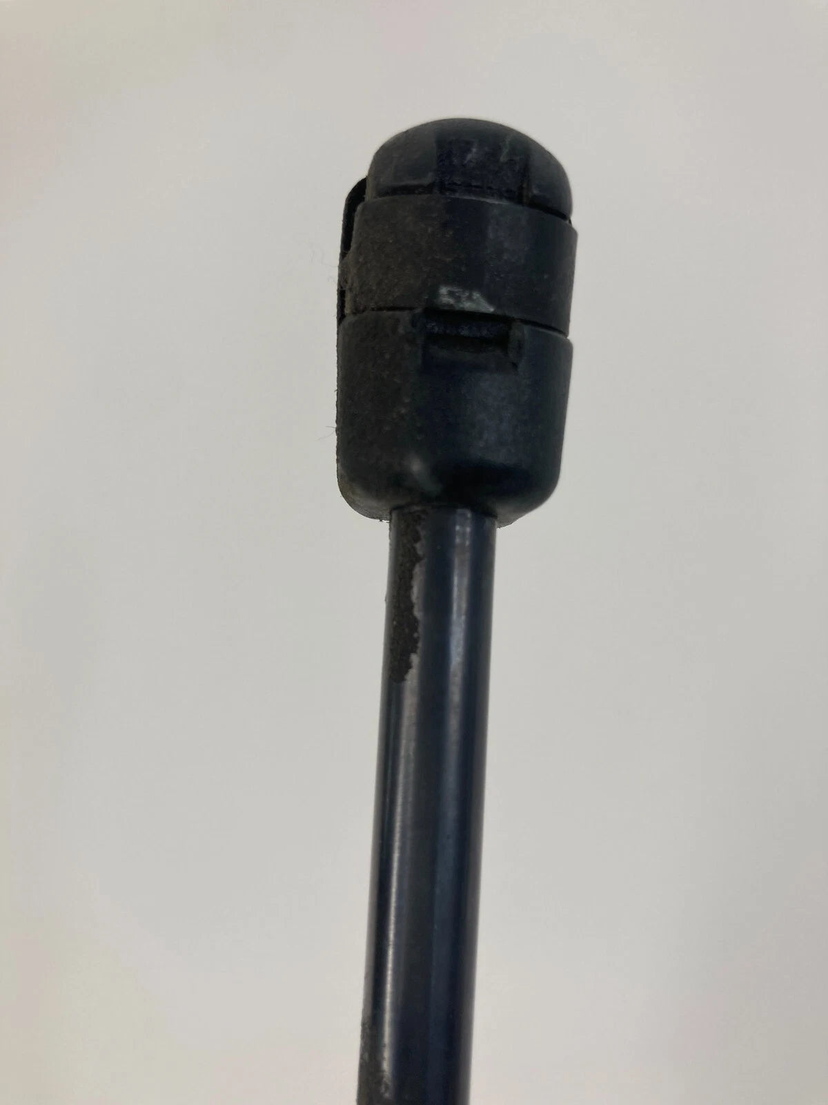 2013-2017 BUICK REGAL SEDAN FRONT HOOD LID STRUT LIFT SUPPORT ASSEMBLY OEM