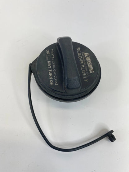 2009 2010 2011 KIA BORREGO FUEL FILLER GAS TANK CAP LID COVER OEM