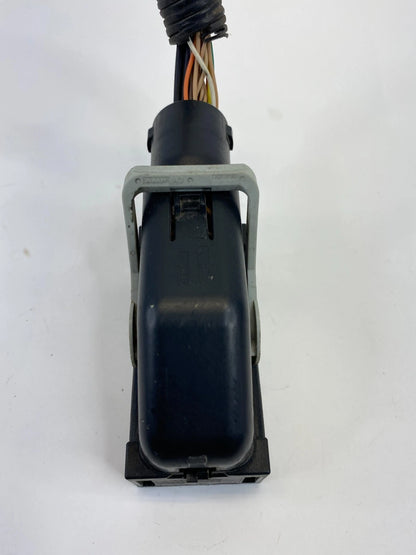 2008 2009 PONTIAC G6 3.5L FWD ABS ANTI LOCK BRAKE PUMP WIRE CONNECTOR PLUG OEM