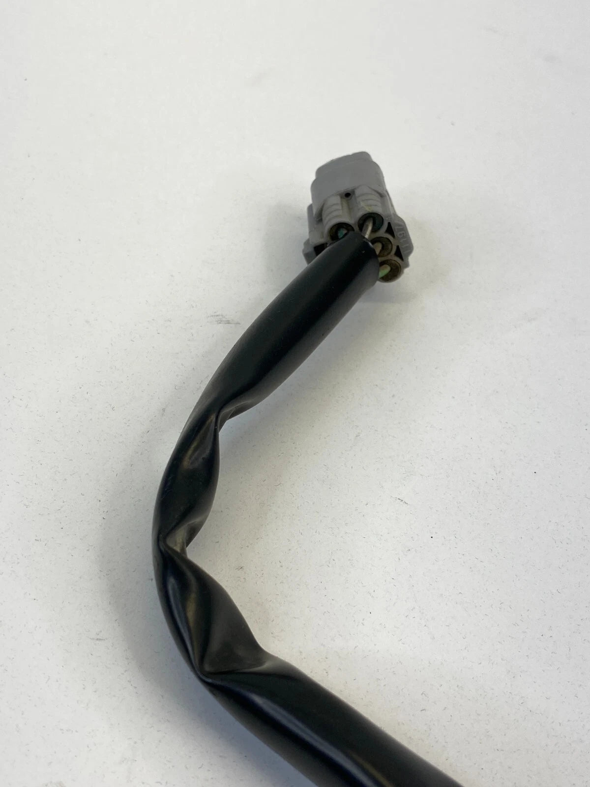 2006-2009 PONTIAC TORRENT REAR RIGHT TAIL LIGHT WIRE HARNESS CABLE CONNECTOR OEM