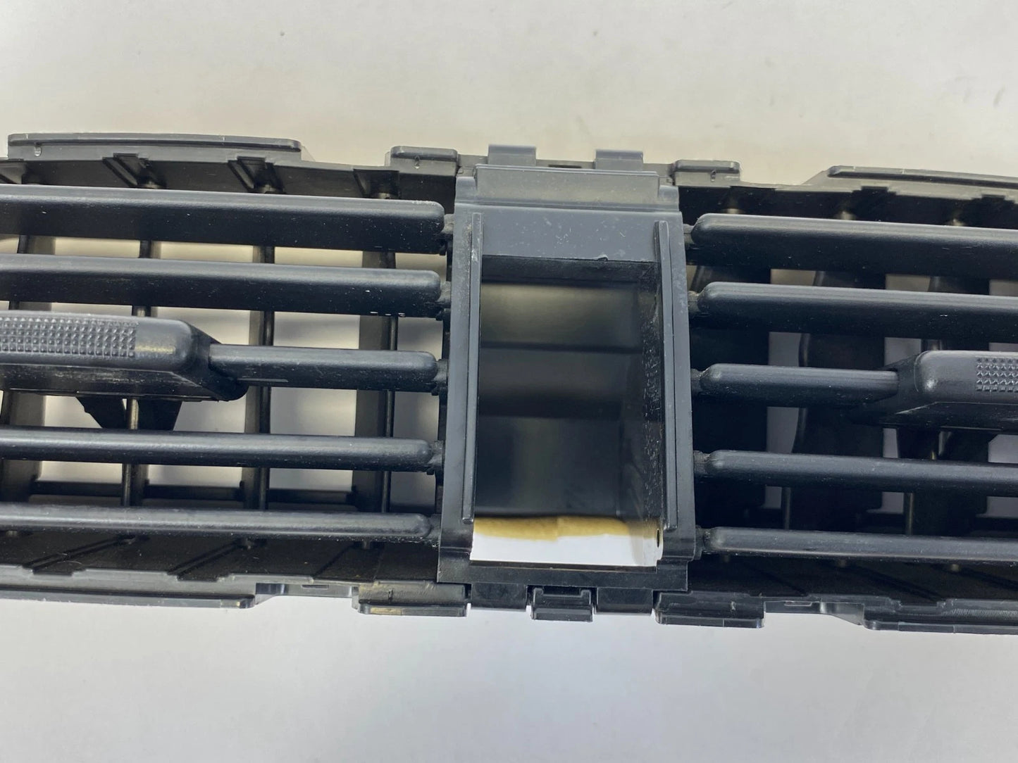 2007-2011 HONDA ELEMENT CENTER DASH A/C AIR VENT OUTLET DUCT 77251-SCVW-A010 OEM