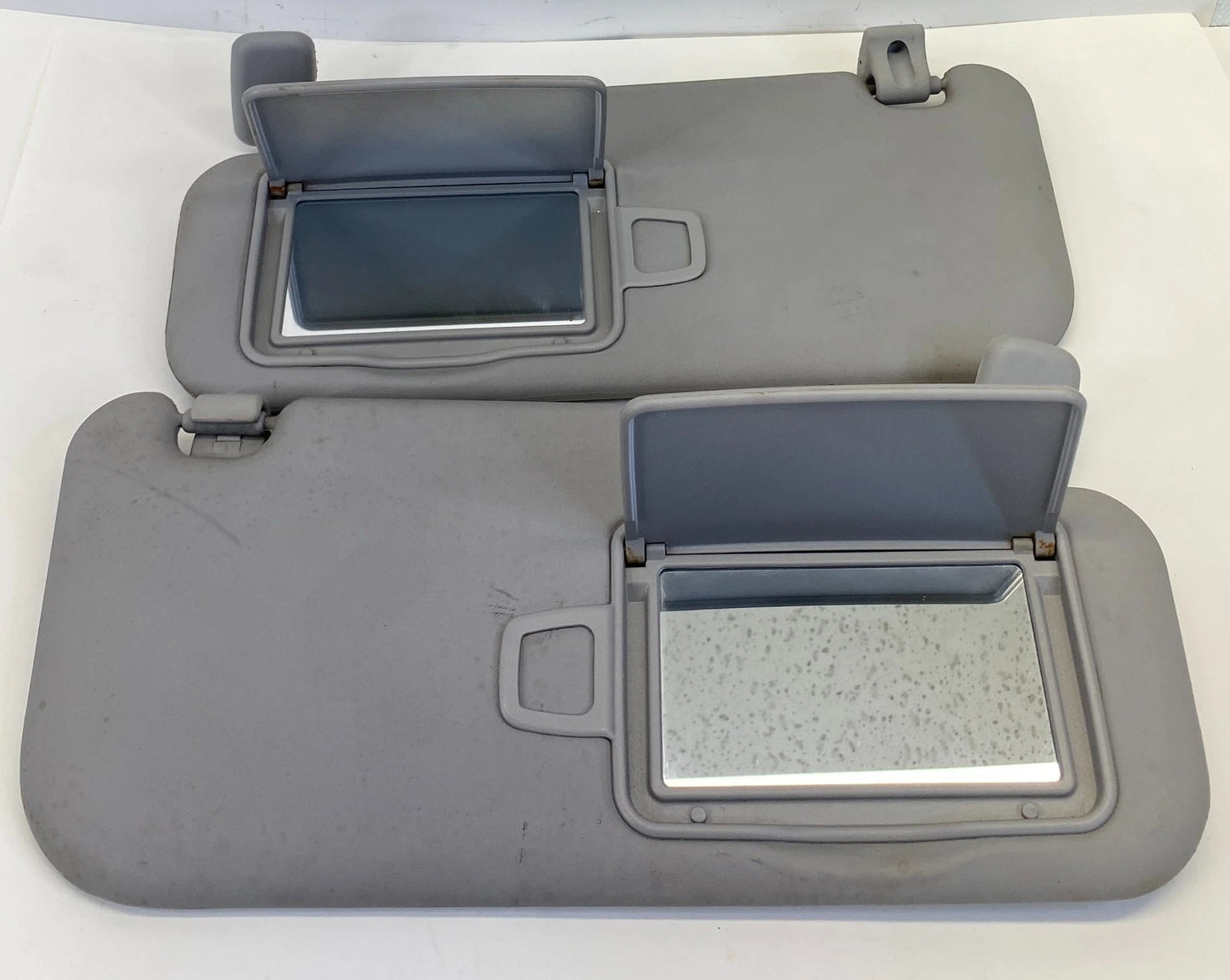 2010-2013 KIA SOUL SUNVISOR SUN VISOR SET DRIVER PASSENGER LEFT RIGHT GRAY