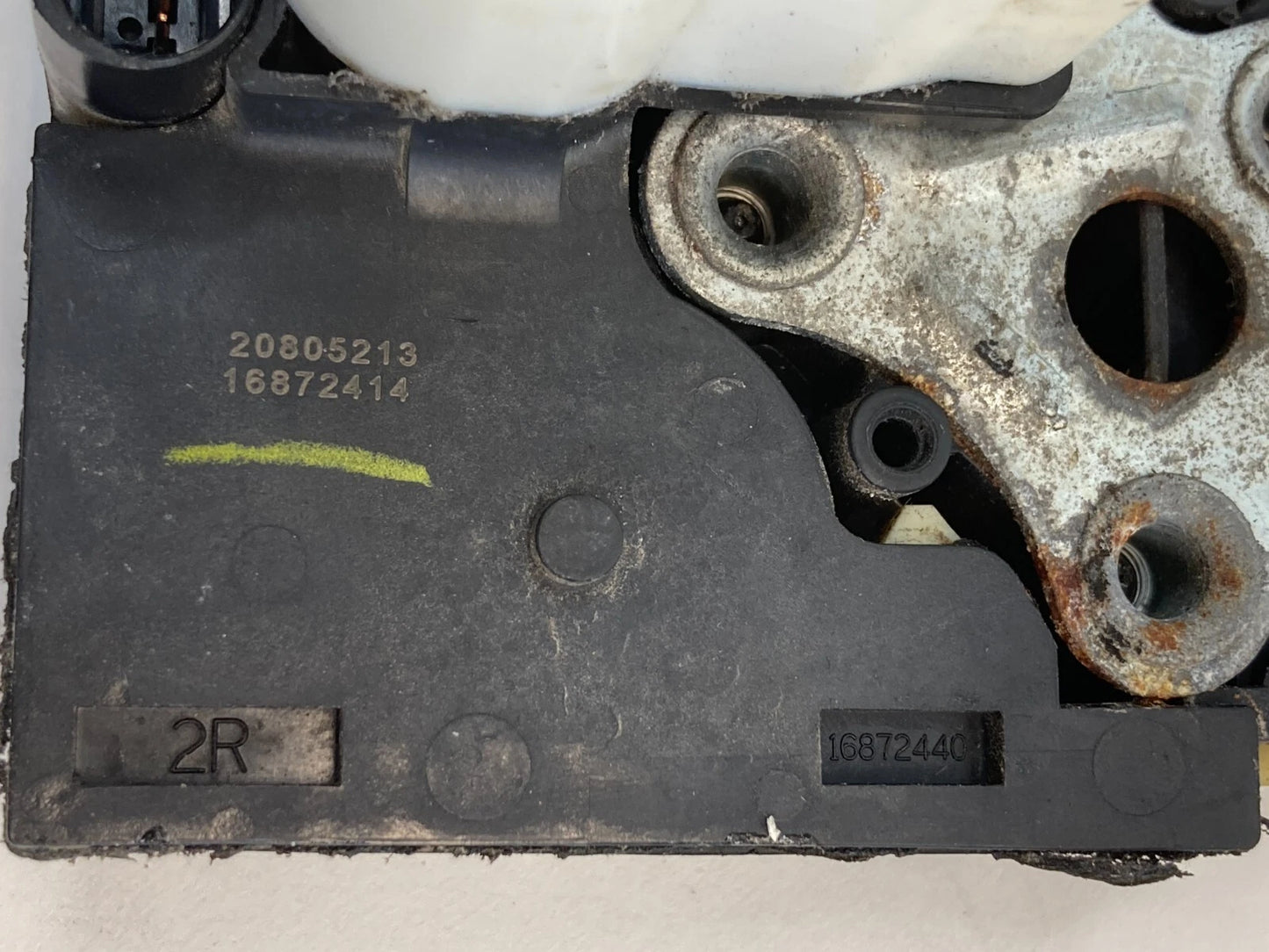 05-07 BUICK TERRAZA FRONT RIGHT PASSENGER SIDE DOOR LOCK LATCH ACTUATOR 16872414