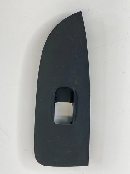 2002-2006 HONDA CR-V CRV REAR RIGHT WINDOW SWITCH BEZEL TRIM COVER 83760S9AA0