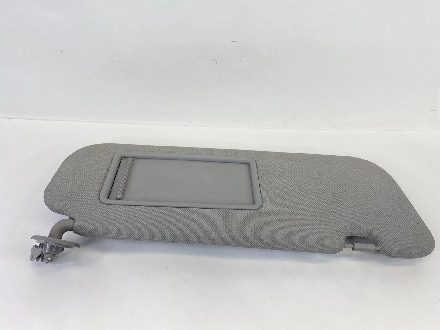 2014-20016 HYUNDAI ELANTRA INTERIOR ROOF RIGHT SUN VISOR SUNVISOR SHADE ASSEMBLY