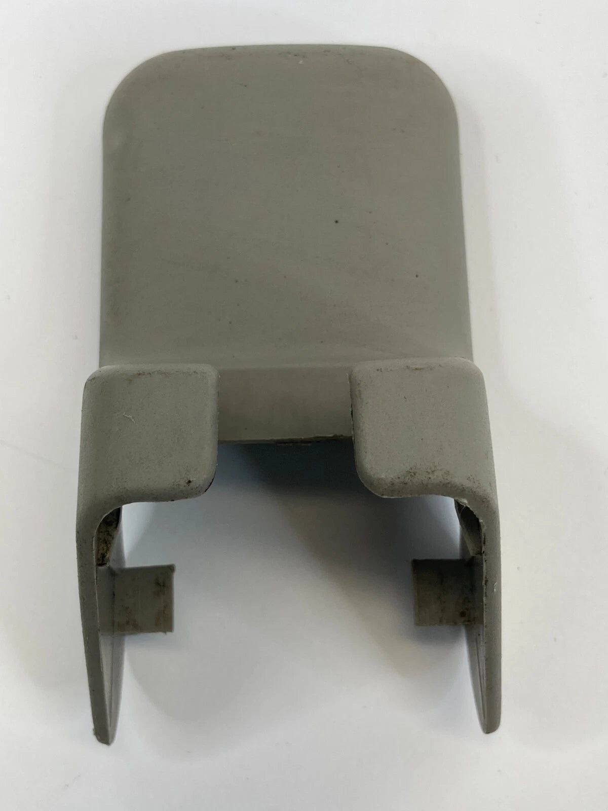 2004-2009 TOYOTA PRIUS FRONT LEFT SEAT BACK TRACK END COVER CAP TRIM 72137-47030