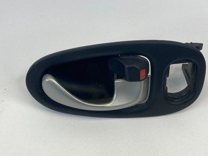 2002-2005 SATURN VUE REAR RIGHT SIDE INNER INTERIOR DOOR HANDLE 22710829 OEM