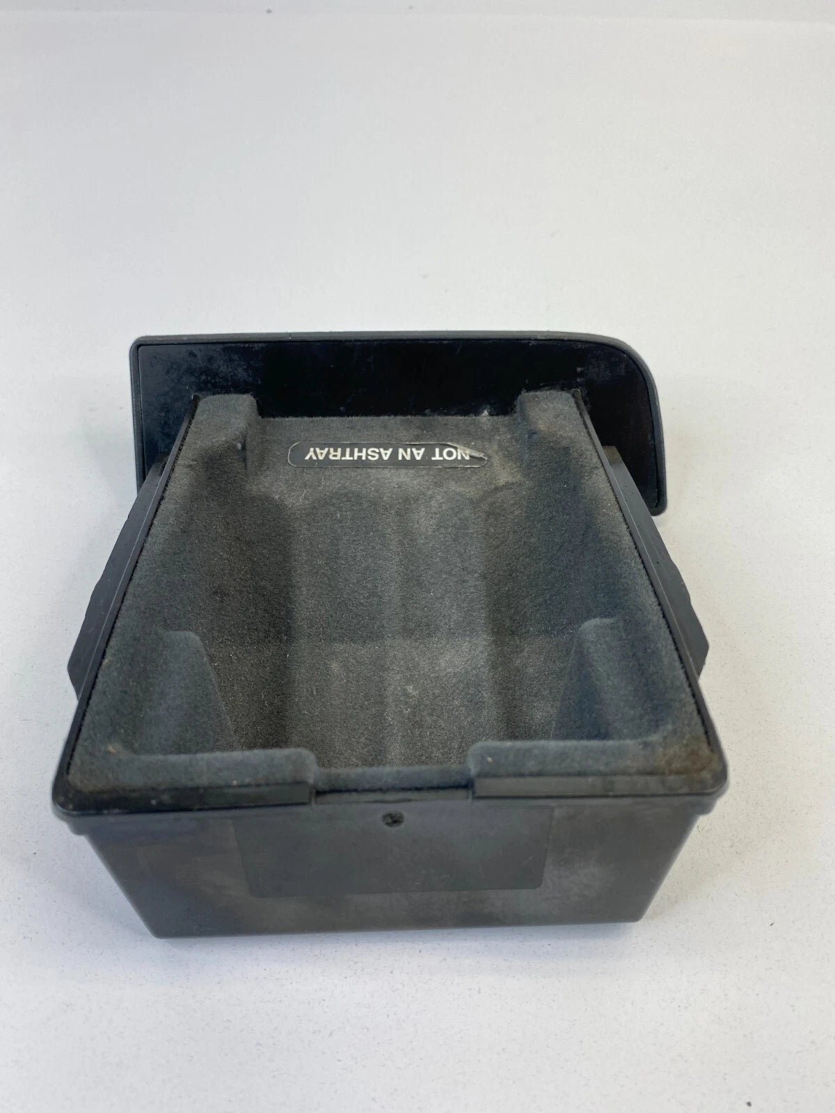 2001-2006 ACURA MDX CENTER CONSOLE COIN POCKET STORAGE BOX TRAY OEM