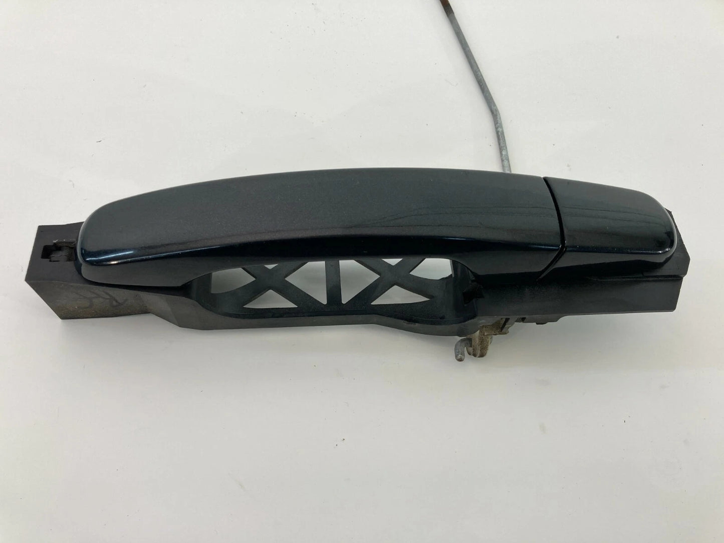 2007-2009 SATURN AURA FRONT RIGHT PASSENGER SIDE EXTERIOR DOOR HANDLE ASSEMBLY