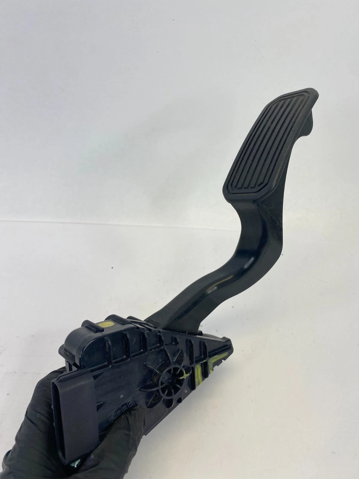 2007-2009 LEXUS RX350 04-09 RX330 GAS ACCELERATOR PEDAL TRAVEL SENSOR 7812008020