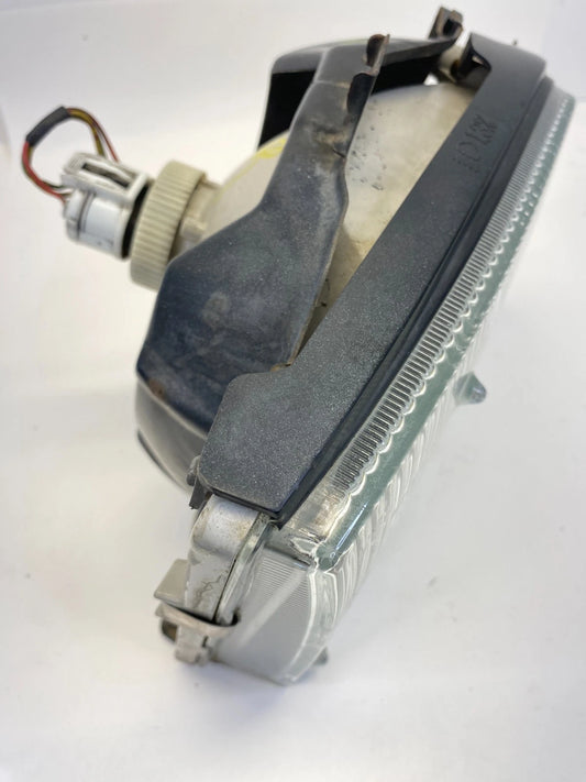 1998-2002 ISUZU TROOPER FRONT RIGHT PASSENGER SIDE HEADLIGHT ASSEMBLY OEM