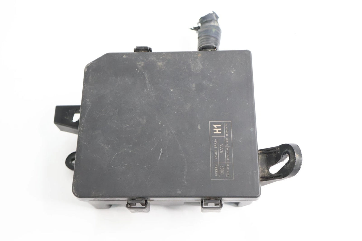 2013-2016 NISSAN SENTRA FRONT ENGINE IPDM FUSE RELAY JUNCTION MODULE 284B7-3RA1A