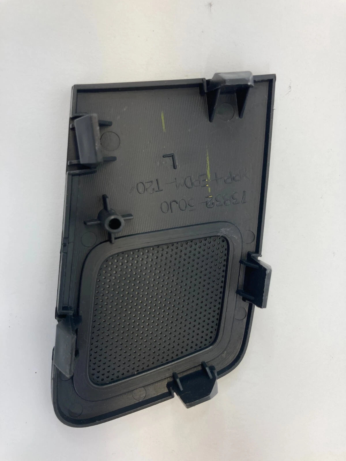 03-05 SUZUKI GRAND VITARA FRONT LEFT DRIVER SPEAKER TWEETER COVER TRIM 7383250J0