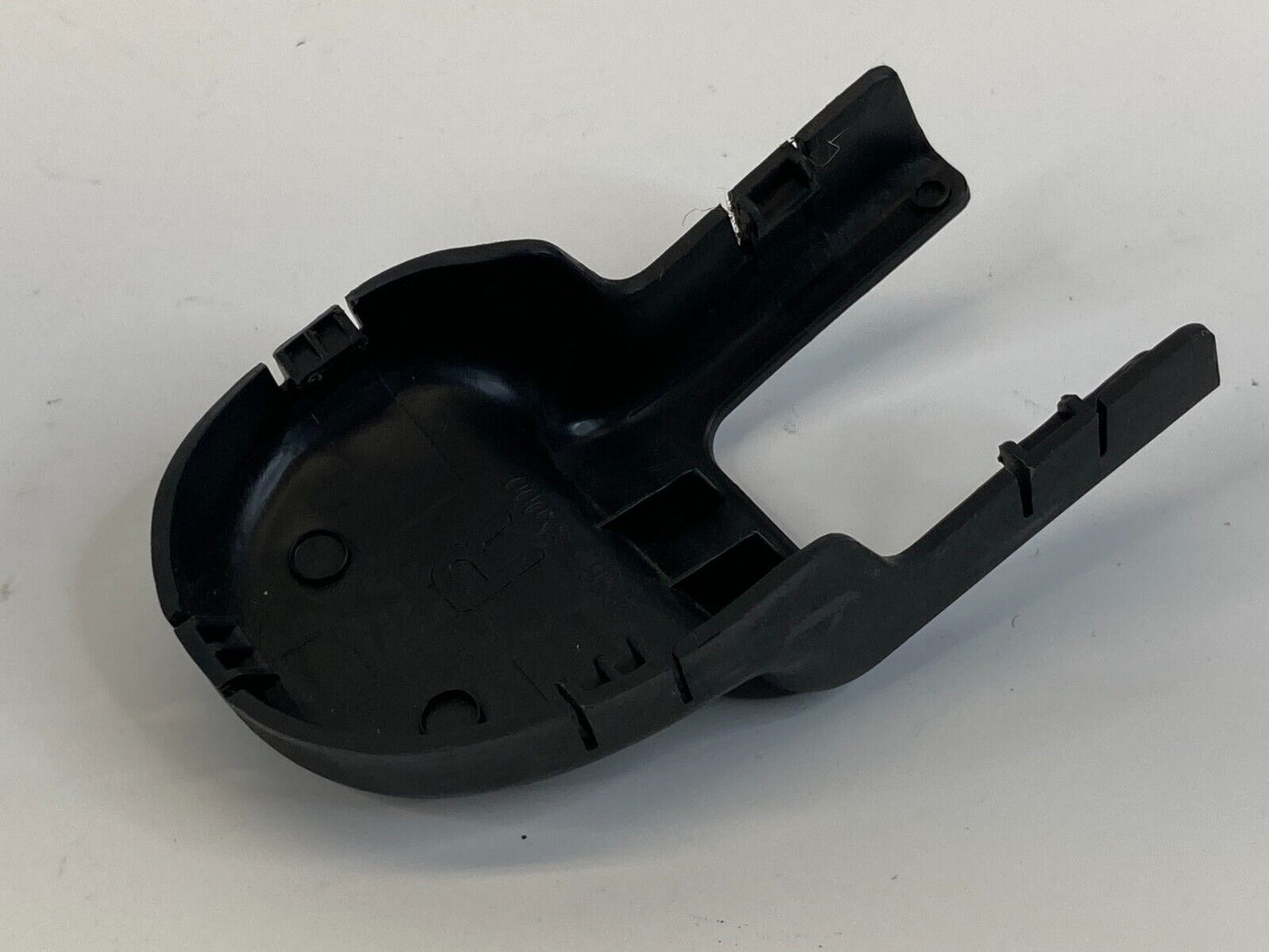 2011-2016 Hyundai Elantra Front Right Seat Inner Track End Cap Cover 88567-3X000