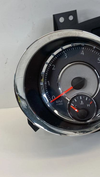 11 12 CHRYSLER TOWN & COUNTRY INSTRUMENT CLUSTER SPEEDOMETER 147K 68055682AG