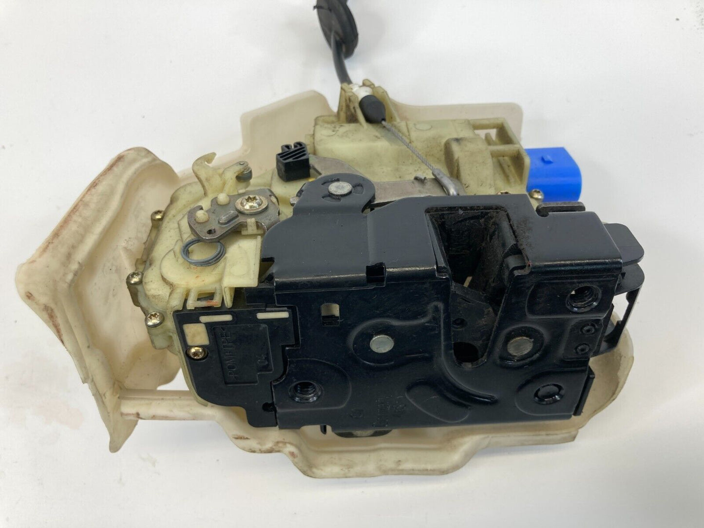 2006-2009 Volkswagen GTI Hatchback Front Left Side Door Latch Lock Actuator OEM