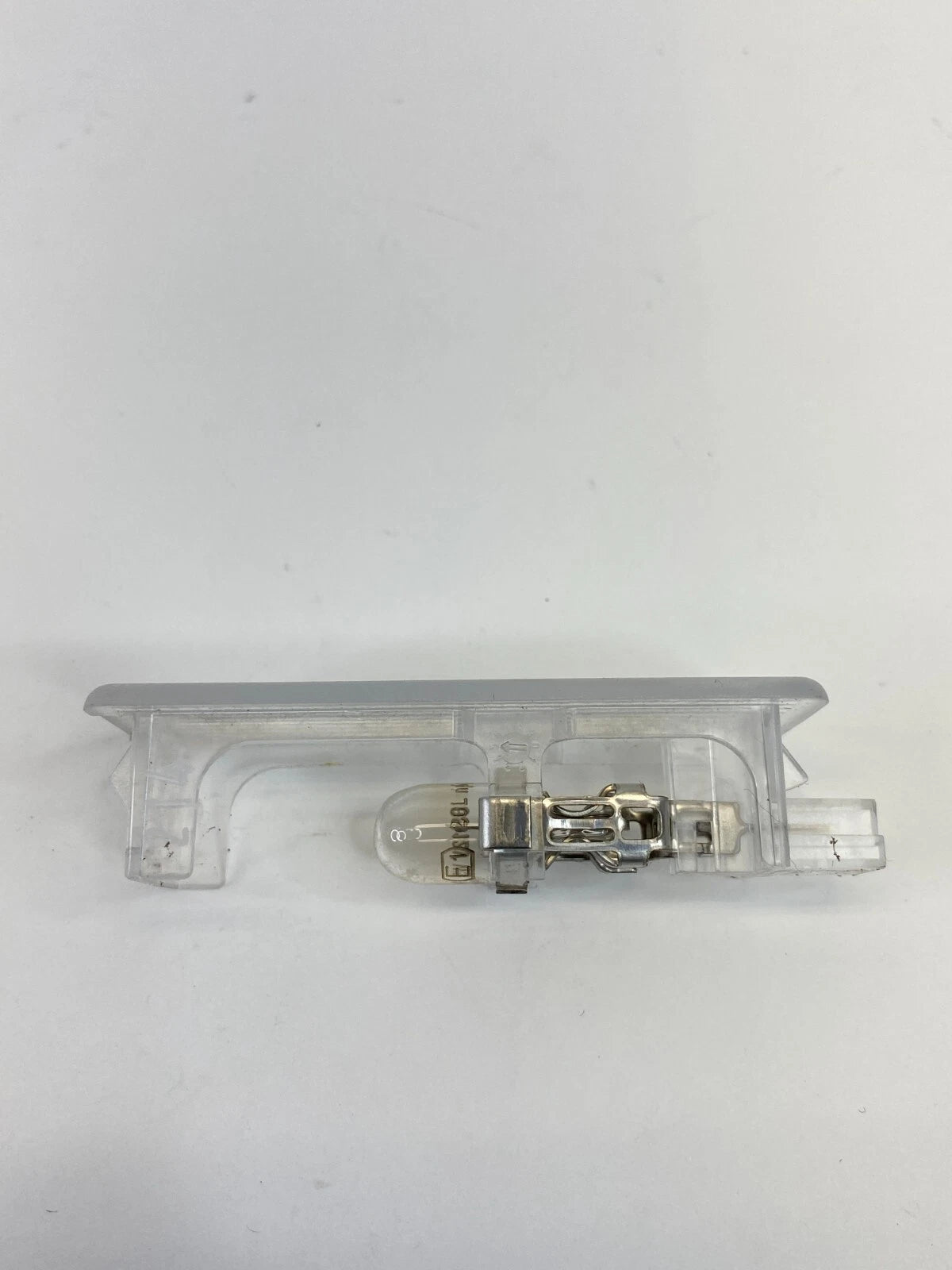 2002 2003 2004 2005 BMW 745I 745LI DASH GLOVE BOX LIGHT COMPARTMENT LAMP 6902911