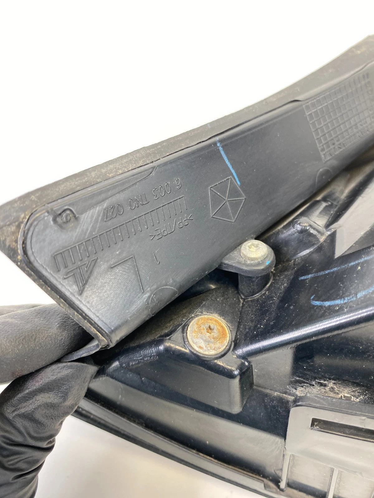 2013-2016 DODGE DART LEFT DRIVER SIDE OUTER TAILLIGHT TAIL LIGHT 68081395AE