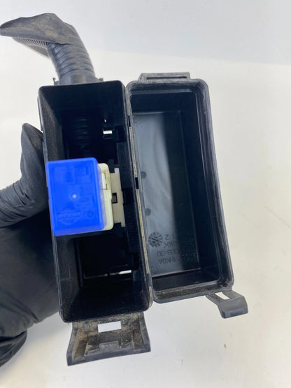 2012-2019 Nissan Versa Engine 1.6L SEDAN Engine Fuse Junction Box 24372-1HK0A