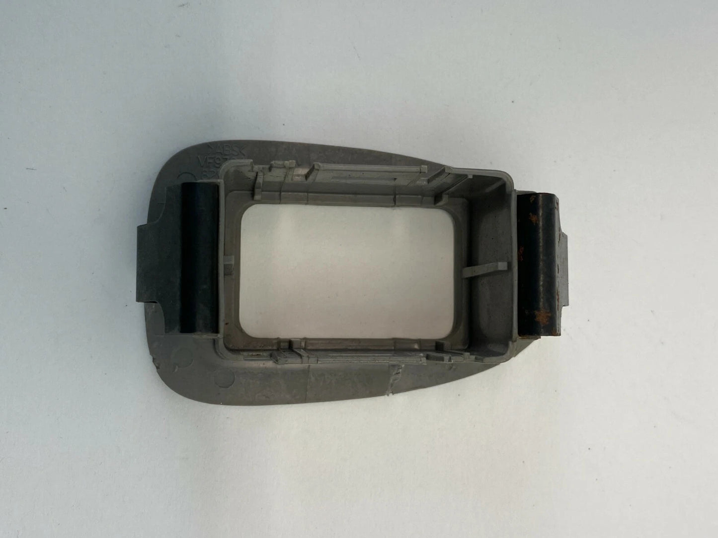 2002-2007 BUICK RENDEZVOUS FRONT RIGHT SIDE WINDOW SWITCH BEZEL TRIM COVER OEM