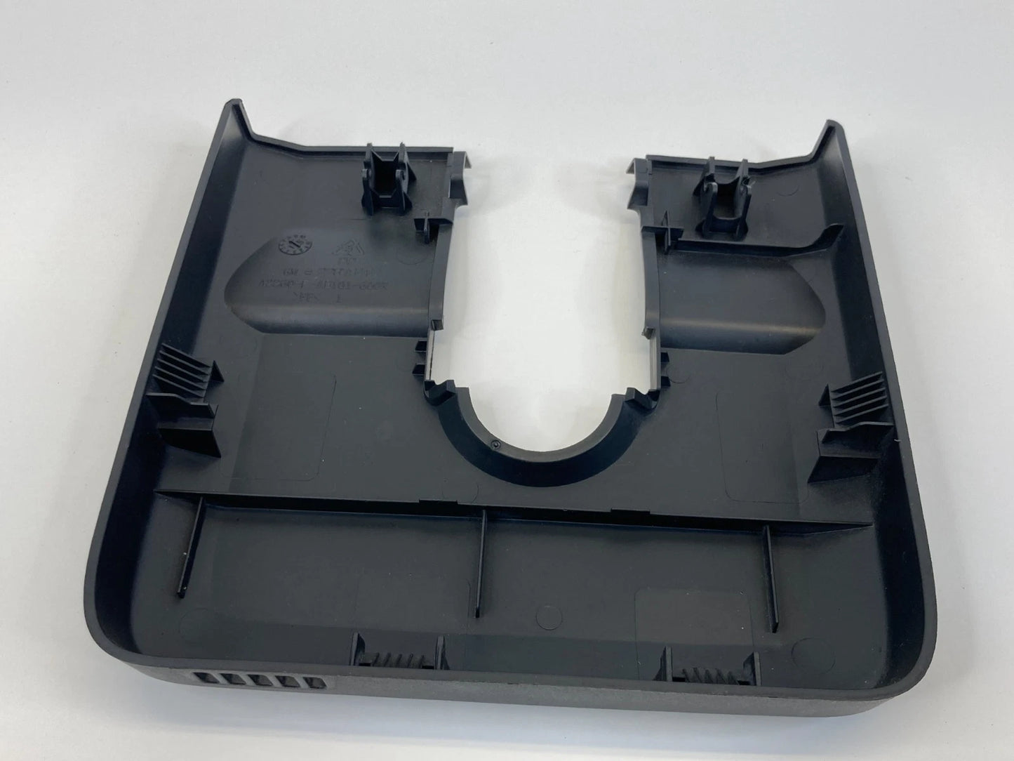 2012-2017 GMC TERRAIN FRONT WINDSHIELD SENSOR MOUNT BRACKET COVER 22878482