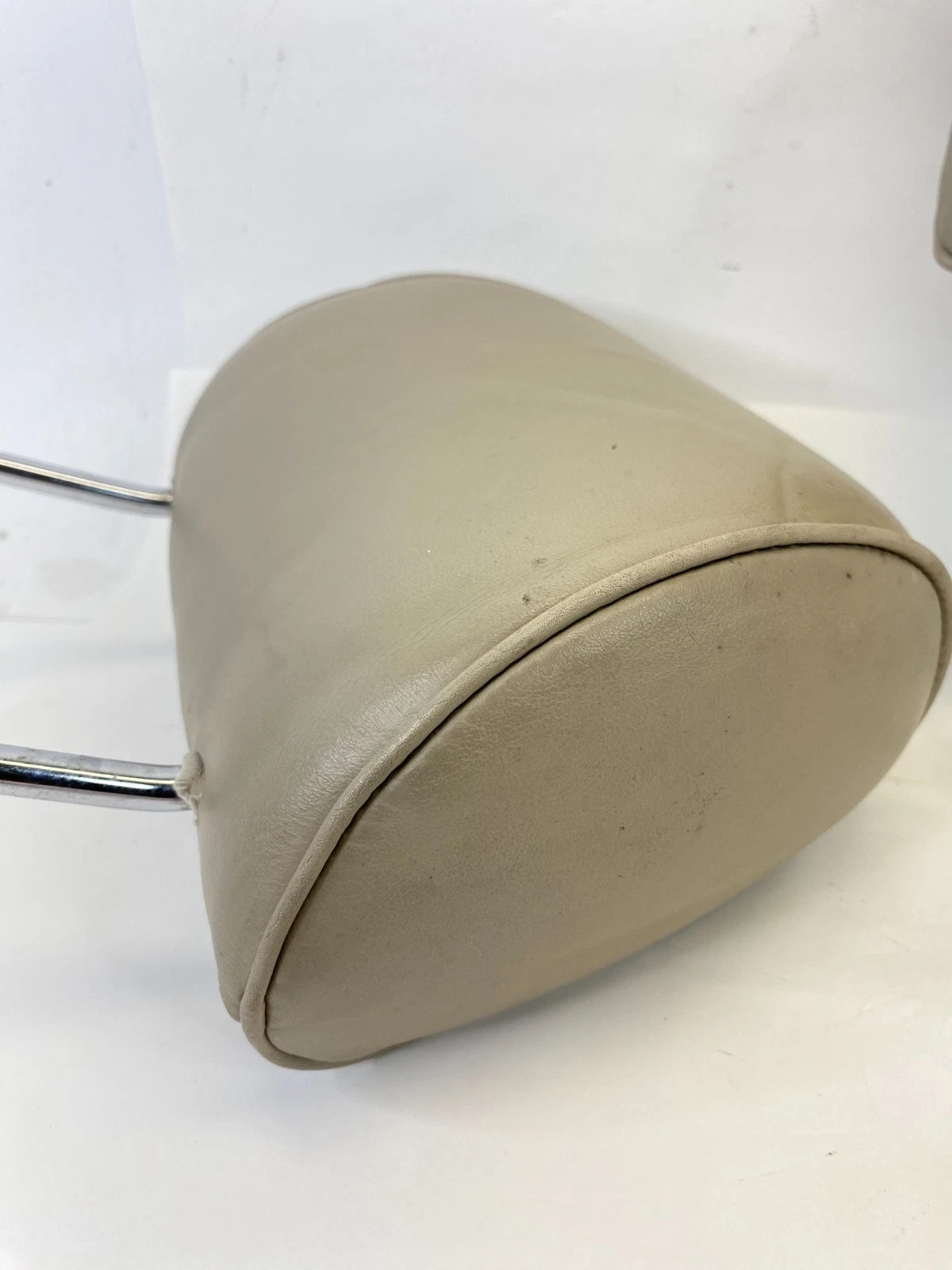 2001 2002 LEXUS GS300 GS430 FRONT SEAT HEADREST HEAD REST LEFT & RIGHT PAIR SET