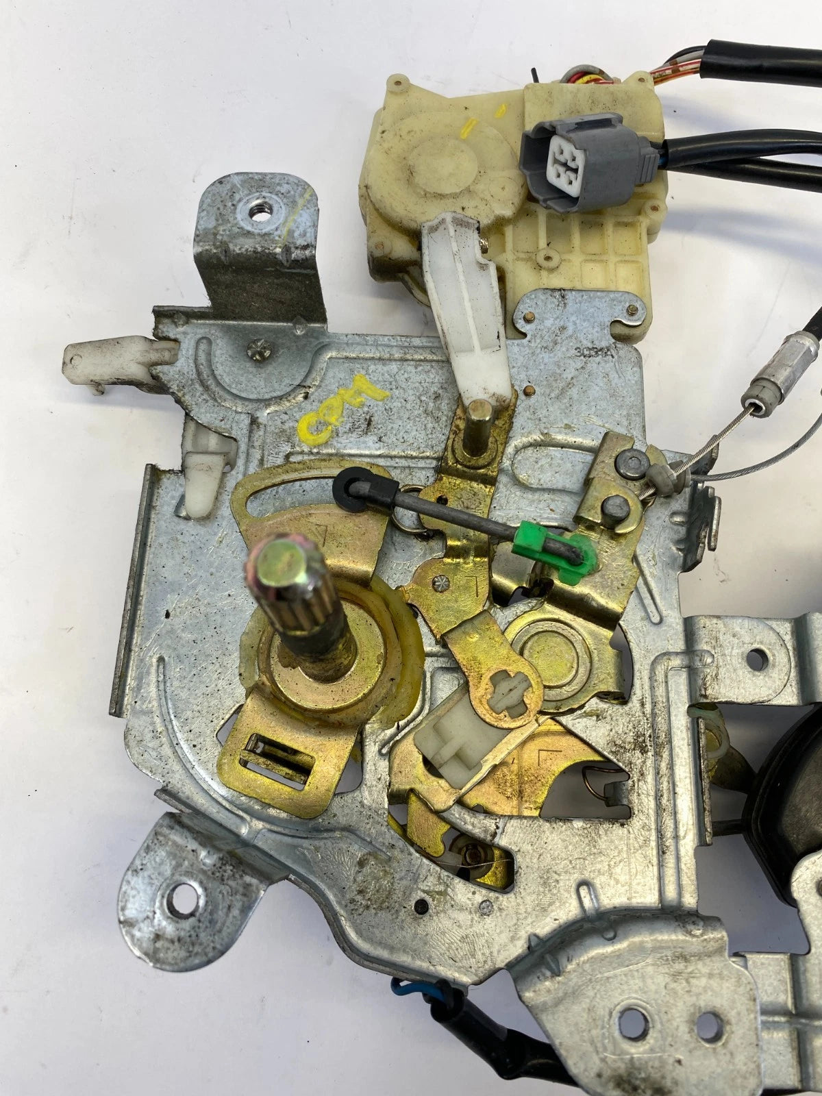 1999-2004 HONDA ODYSSEY LEFT DRIVER REAR SLIDING DOOR LOCK ACTUATOR CONTROL OEM