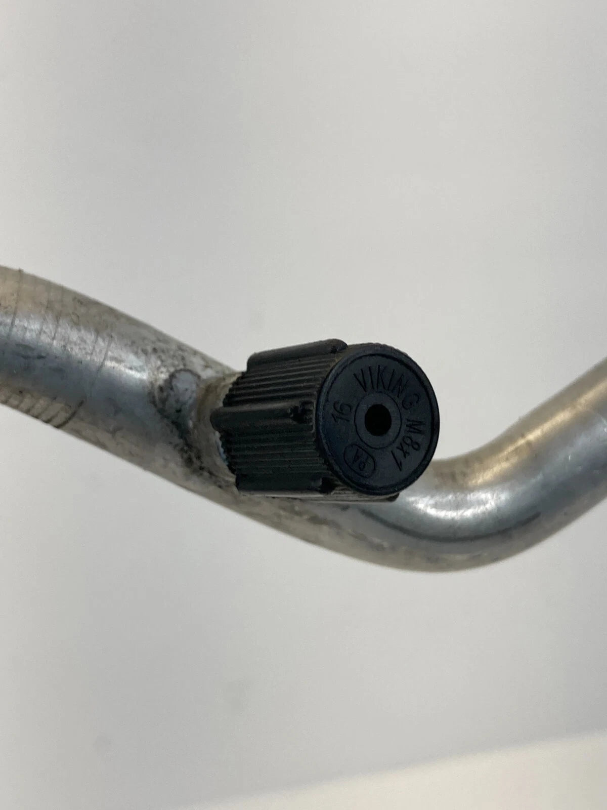 2008-2011 FORD FOCUS AIR PRESSURE SUCTION HOSE PIPE LINE TUBE 8S4319E636AE OEM