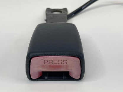 01-03 LEXUS RX300 FRONT RIGHT PASSENGER SIDE SEAT BELT BUCKLE END RECEIVER OEM