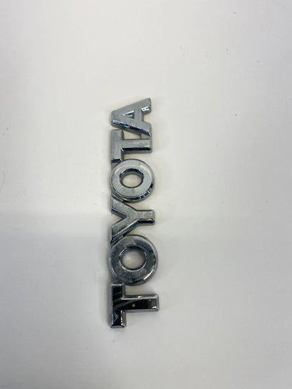 2003-2008 TOYOTA COROLLA TRUNK LID LOGO EMBLEM NAMEPLATE BADGE 75441-02060 OEM