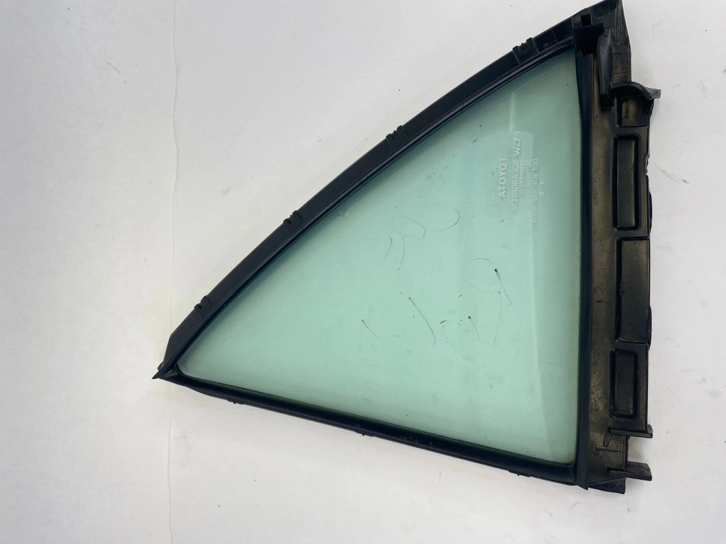 2009-2013 TOYOTA COROLLA REAR RIGHT PASSENGER SIDE QUARTER GLASS OEM 68188-02120