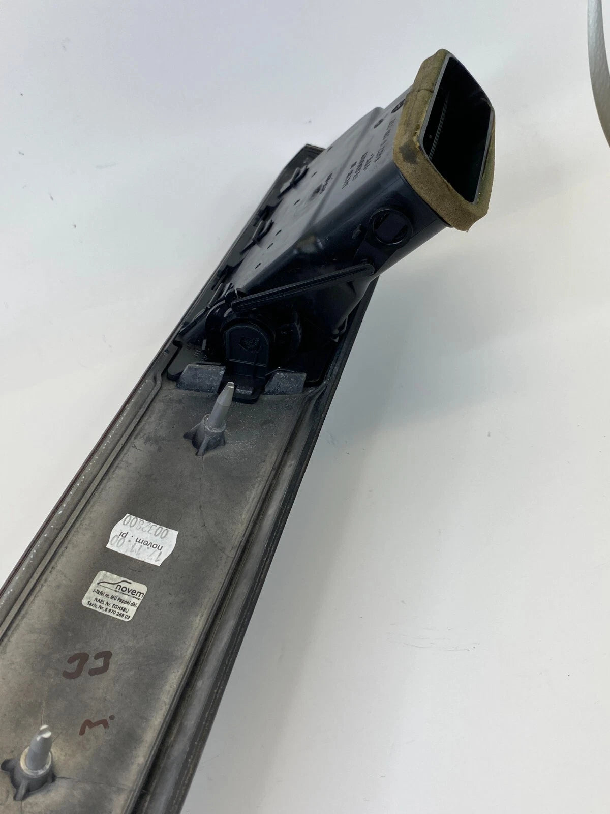 09 10 BMW 535i XDRIVE 08-10 535i CENTER DASH TRIM MOLDING BEZEL W/ AIR VENT OEM