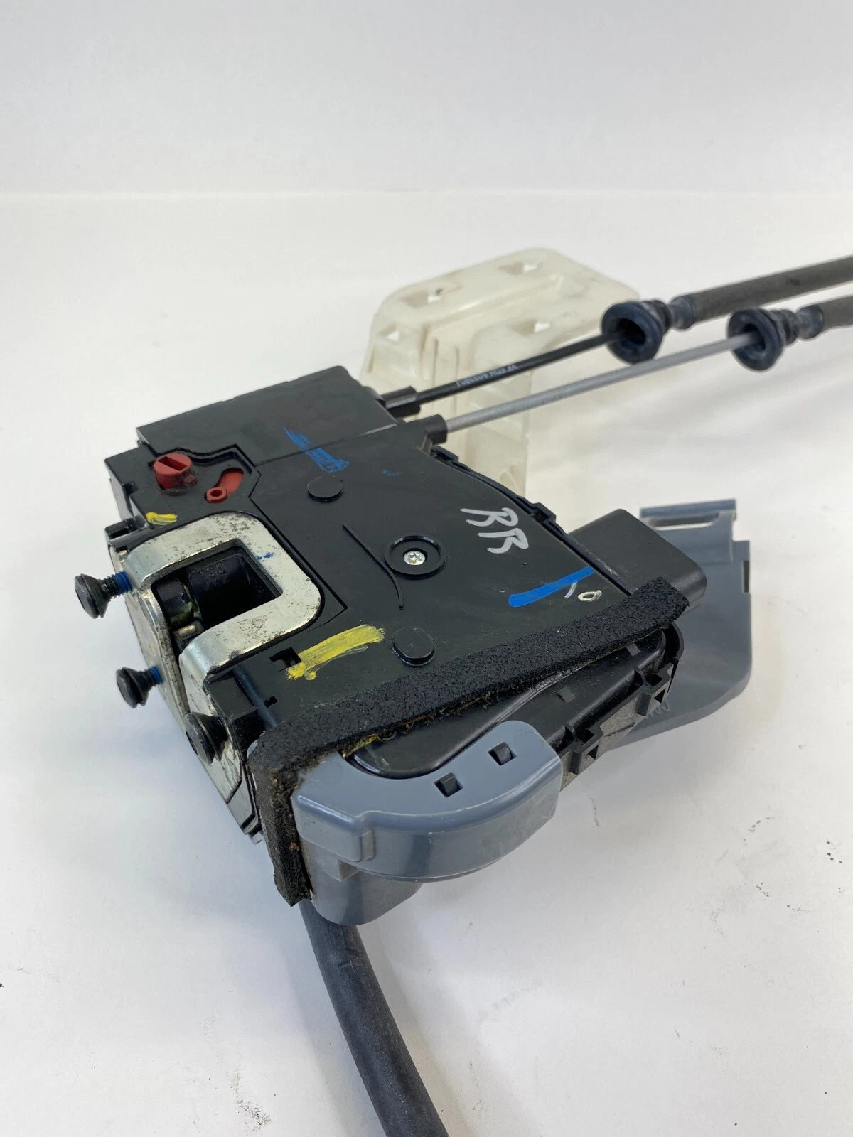 2011-2014 HYUNDAI SONATA REAR RIGHT SIDE DOOR LOCK LATCH RELEASE ACTUATOR OEM