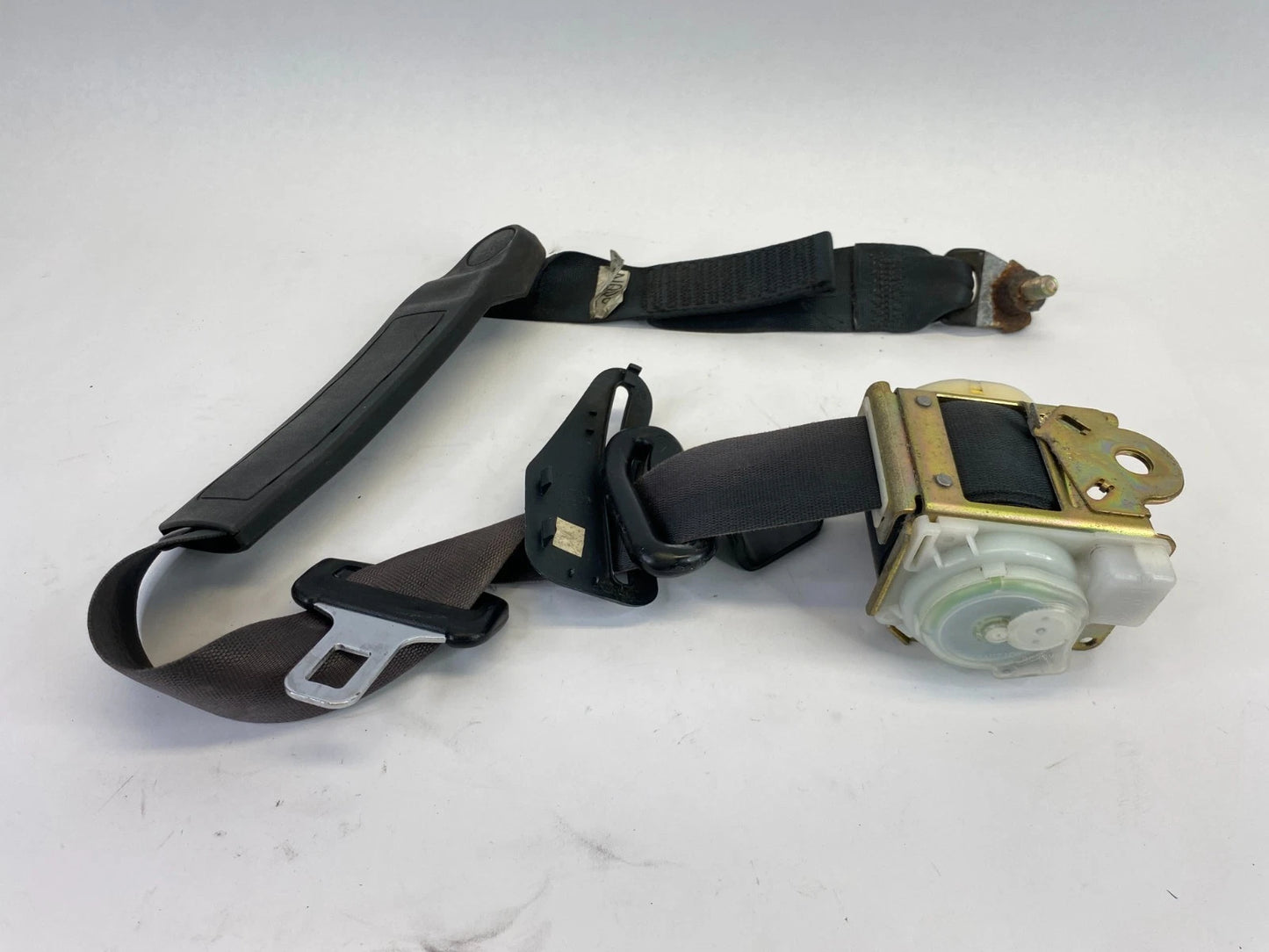 2001-2005 MITSUBISHI ECLIPSE CONVERTIBLE FRONT RIGHT PASSENGER SIDE SEAT BELT