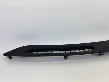 2010-2012 CADILLAC SRX CENTER UPPER DASH DEFROSTER GRILLE TRIM PANEL 20870533