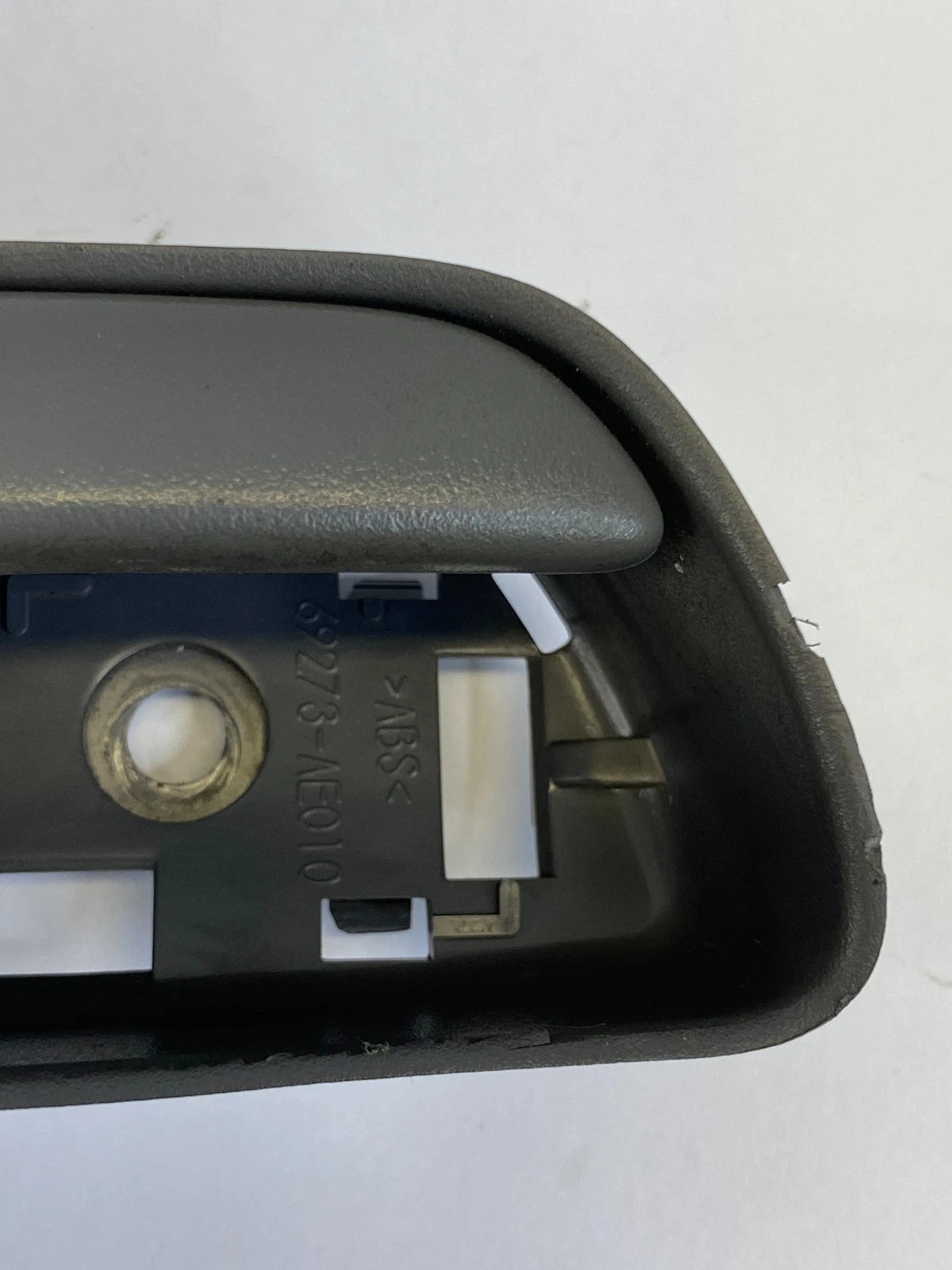 2004-2010 TOYOTA SIENNA CE & LE FRONT RH PASSENGER INTERIOR DOOR HANDLE GRAY OEM
