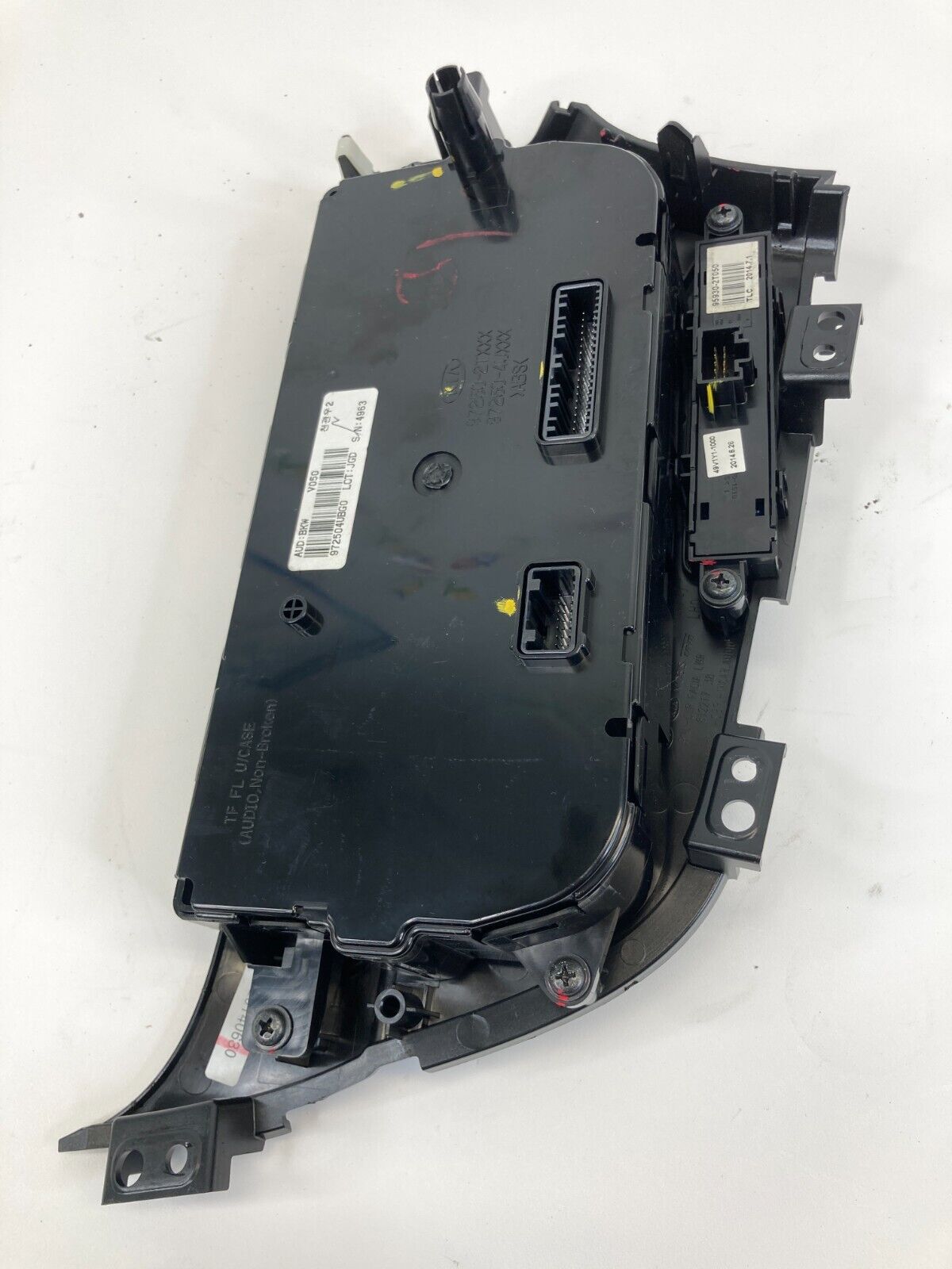 2014 2015 Kia Optima Dual Temperature Control Panel w Digital Clock 97250-2T OEM