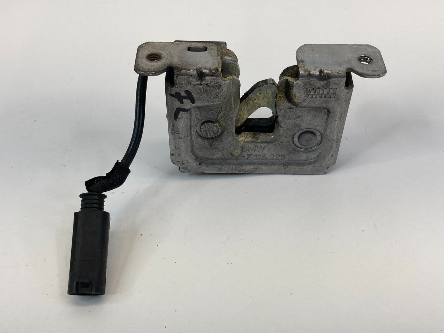 2006 BMW 330i 325i Front Left Hood Lock Latch Release Actuator 5123-7115229