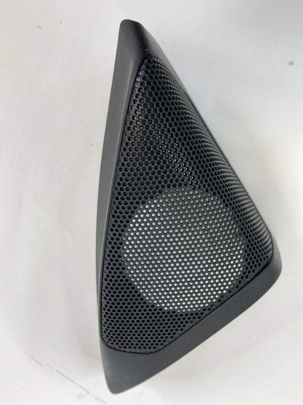 2011-2017 BUICK REGAL FRONT RIGHT INNER DOOR MIRROR TWEETER COVER CORNER RH OEM