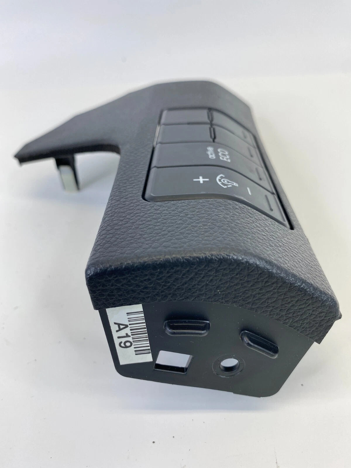 2013-2017 HYUNDAI ELANTRA GT DASH ECO TRACTION BUTTON SWITCH WITH PANEL OEM