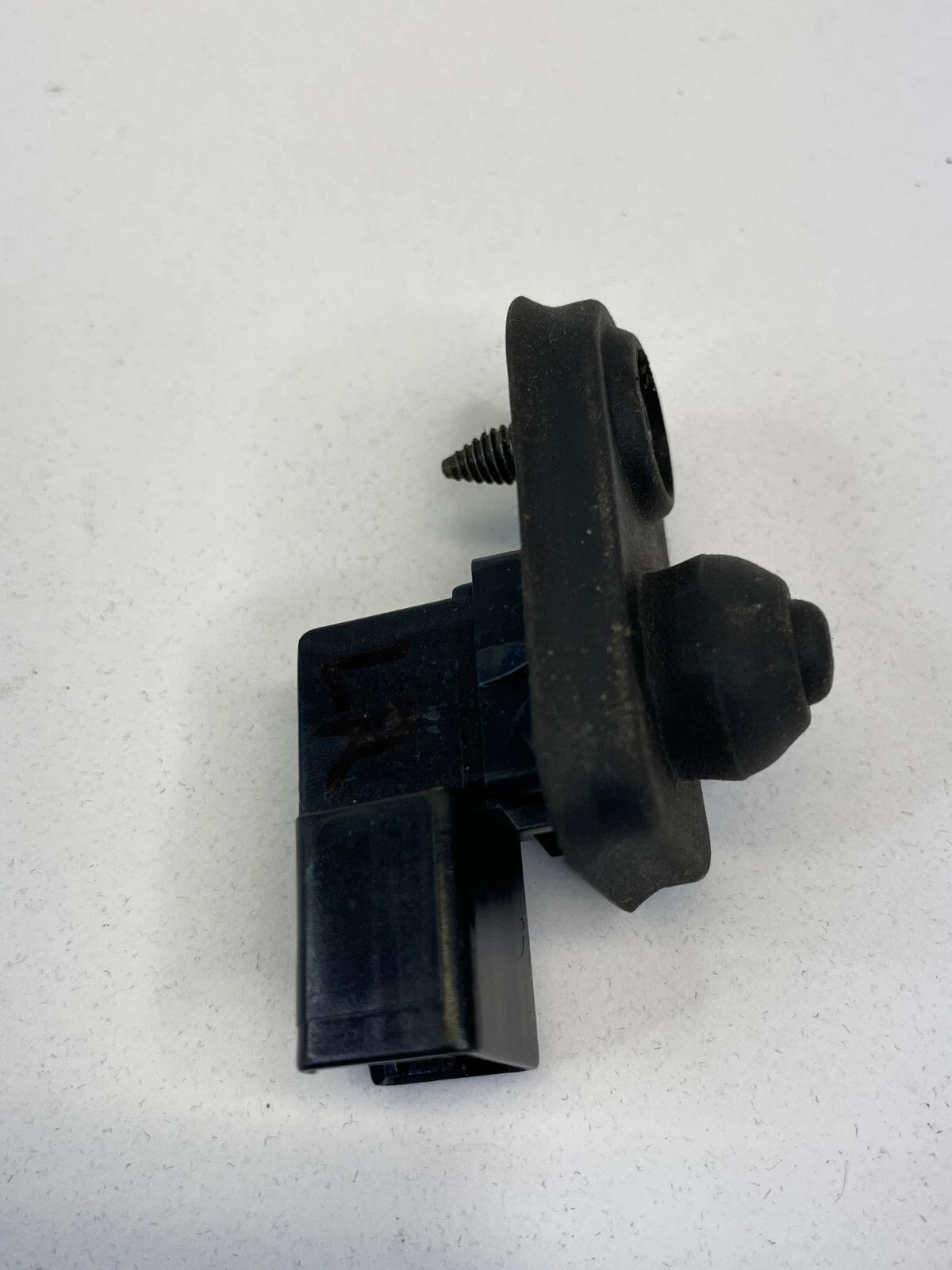 2003-2020 MITSUBISHI OUTLANDER REAR LEFT DOOR LIGHT AJAR JAMB SENSOR SWITCH OEM