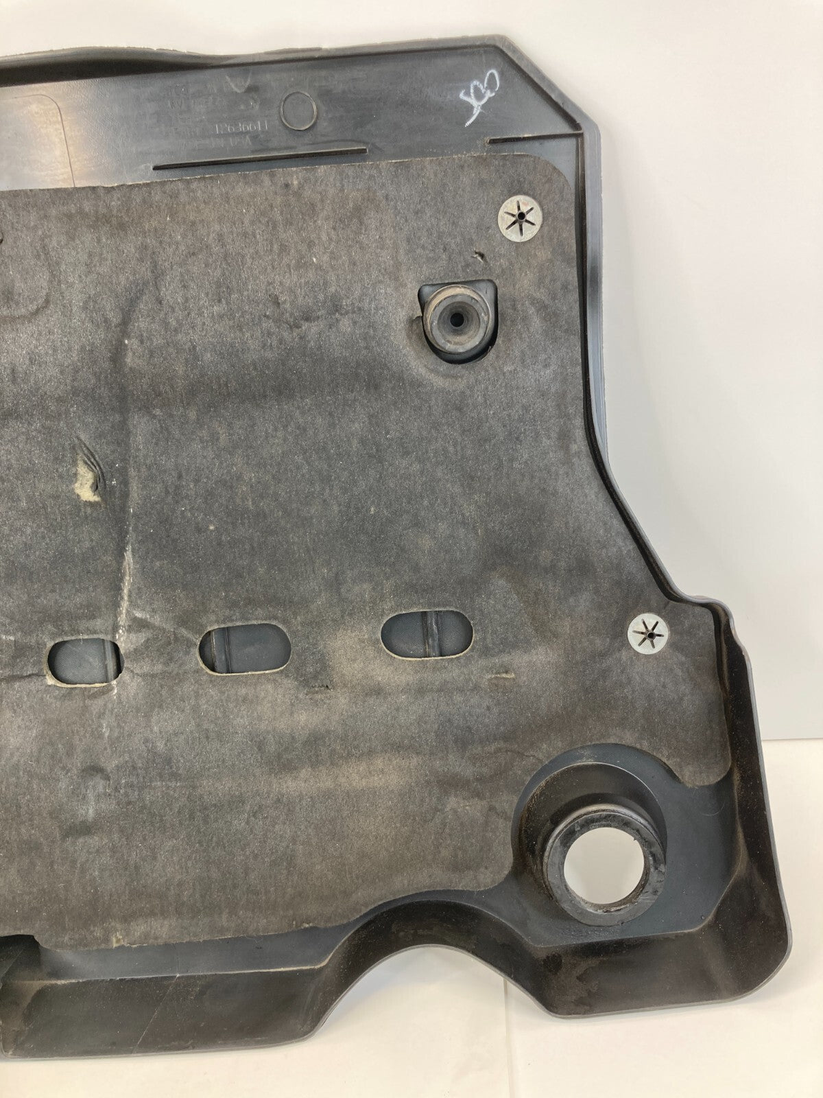 2010-2016 Buick LaCrosse 3.6L V6 A/T Engine Cover Motor Top Trim 12636611 OEM