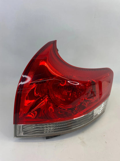 2009-2012 TOYOTA VENZA REAR RIGHT PASSENGER OUTER TAILLIGHT TAIL LIGHT LAMP OEM