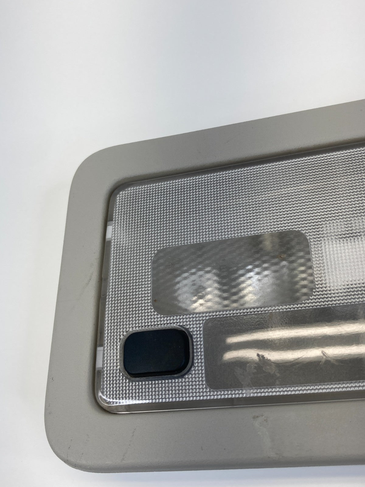 2007-2014 GMC Yukon Chevy Tahoe Rear 3RD Third Row Dome Light Lamp Light OEM