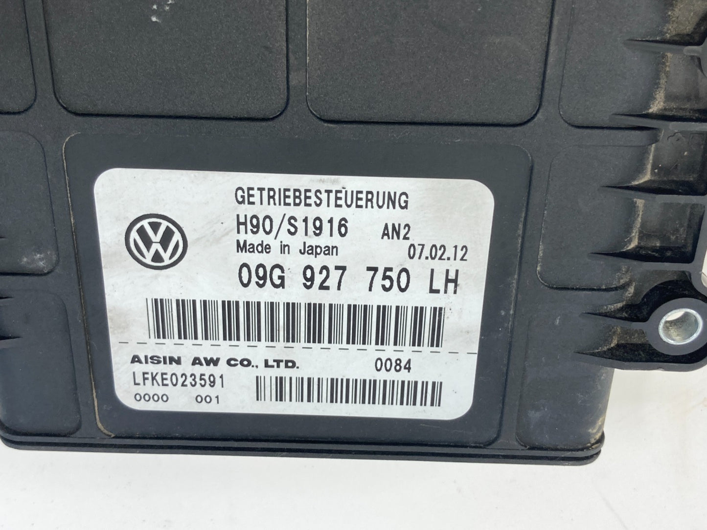 12-14 Volkswagen Passat Automatic Transmission Control Module TCM TCU 09G927750