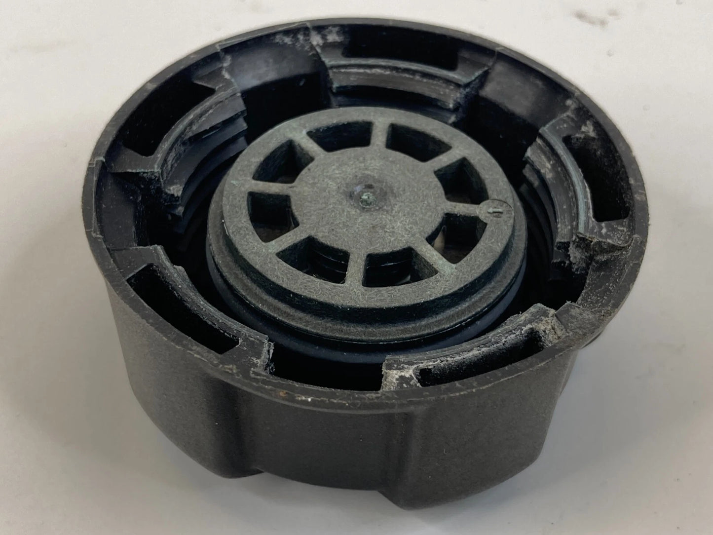 2007-2024 MINI COOPER WAGON 4-D 1.6L L4 16V RADIATOR TANK COOLANT RESERVOIR CAP