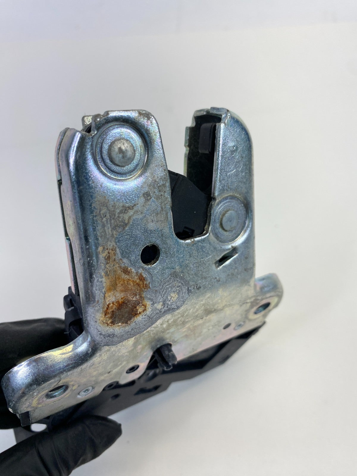 2009-2017 VW Volkswagen CC Sedan Rear Trunk Lid Actuator Lock Latch OEM