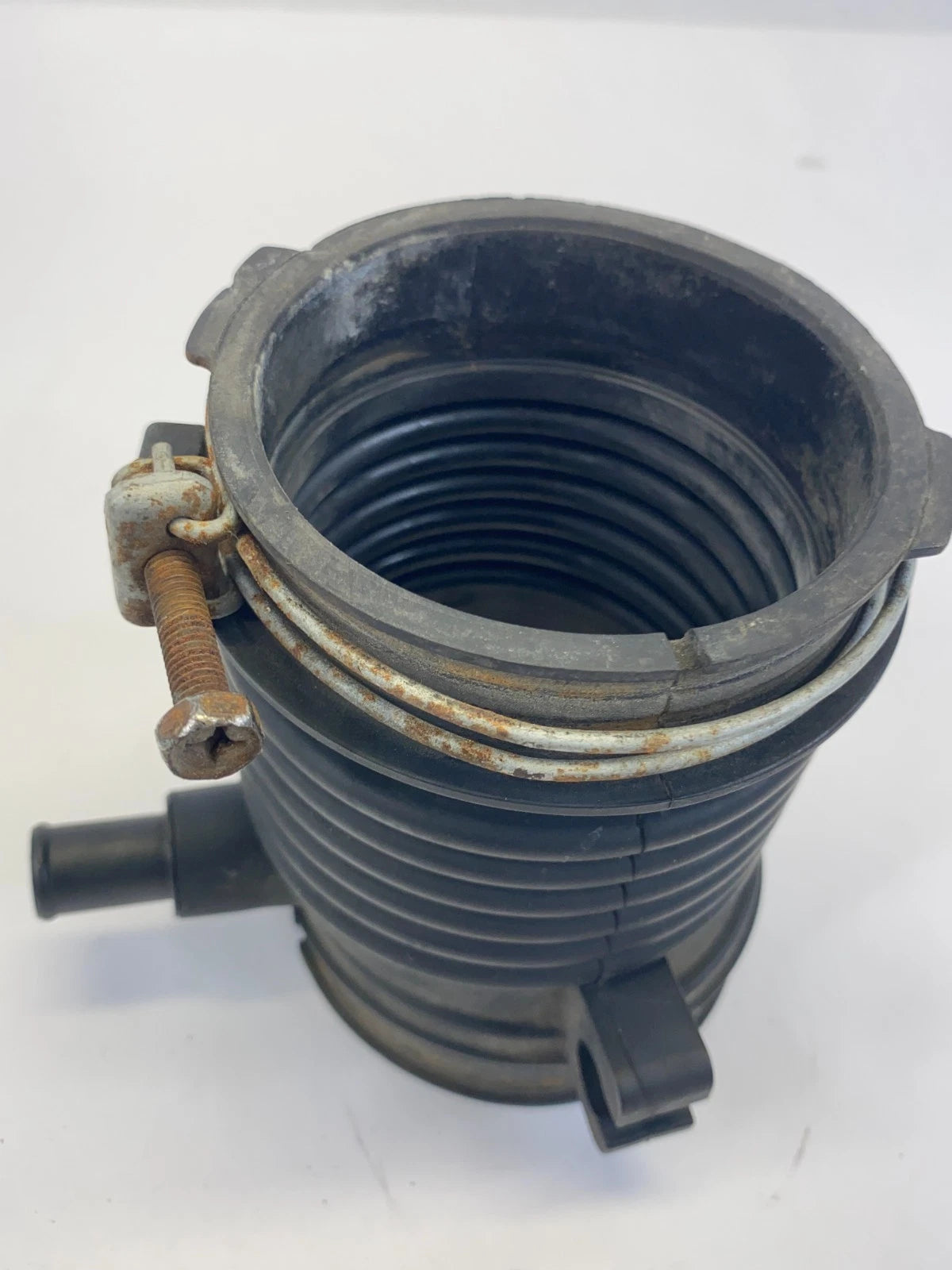 2007-2009 LEXUS RX350 3.5L AIR CLEANER INTAKE HOSE UPPER 17881-0P050 OEM FACTORY
