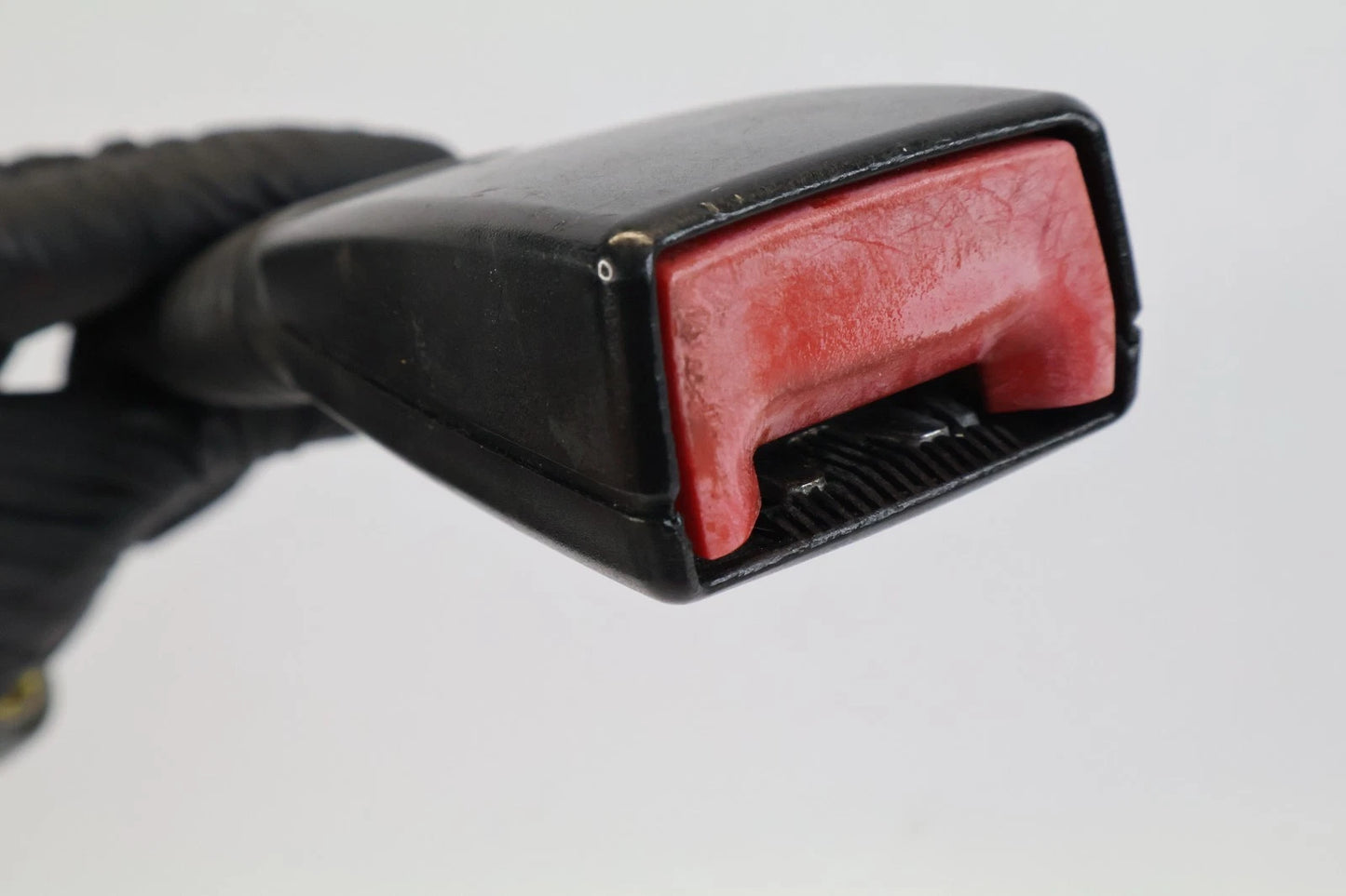 2008 BMW 535XI 2008-2010 535I FRONT LEFT DRIVER SEAT BELT BUCKLE 561272102L OEM