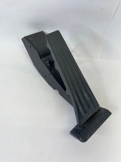 2000-2006 BMW X5 01-05 330i GAS PEDAL ACCELERATOR TRAVEL SENSOR 35426772705 OEM